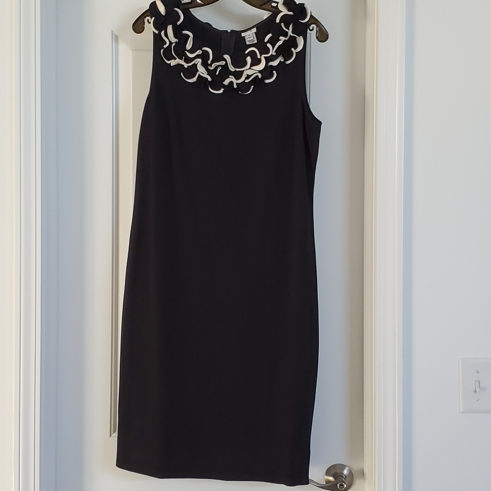 Cache knee length sheath dress